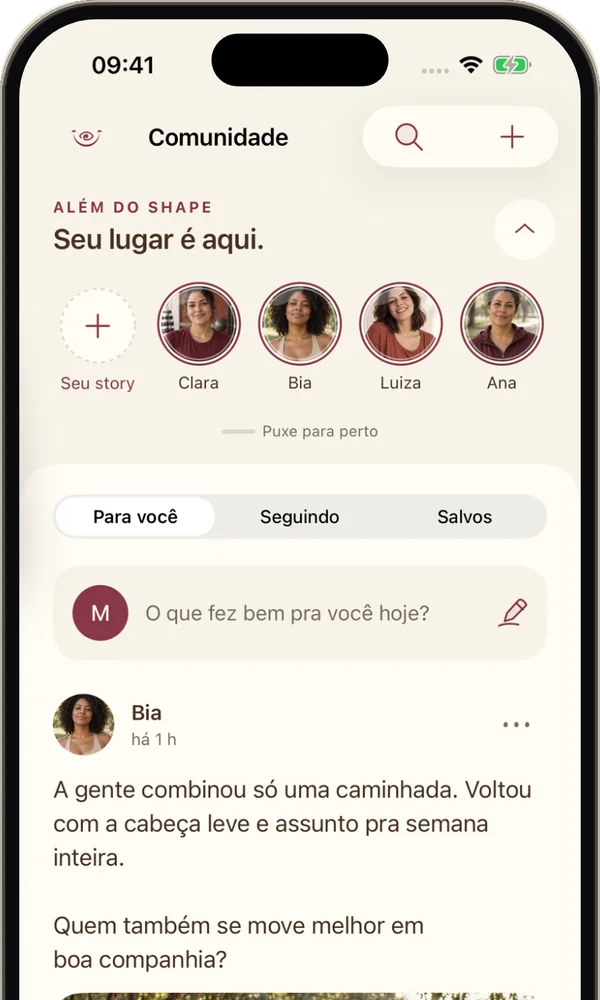 Tela da comunidade da Asfit, com stories e o feed das meninas